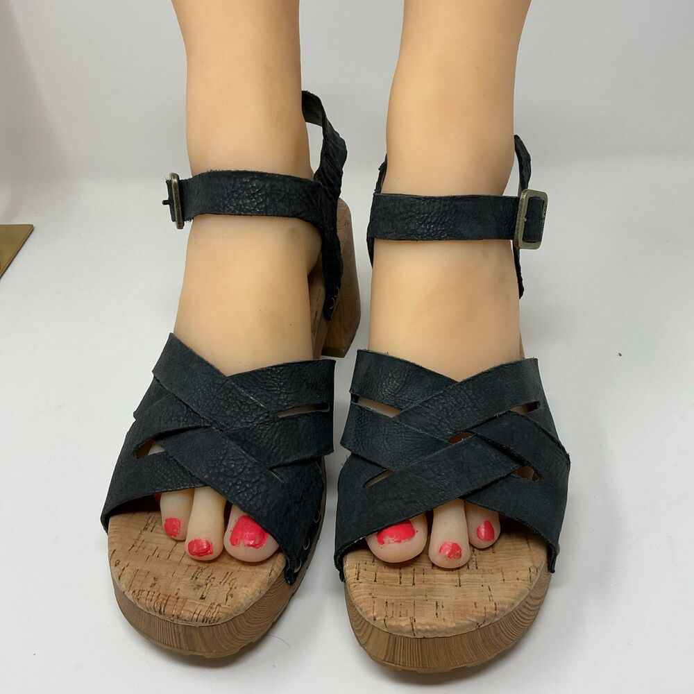 Evereve Kirk Ease Wood Heel Leather Sandals Sz 10 Black